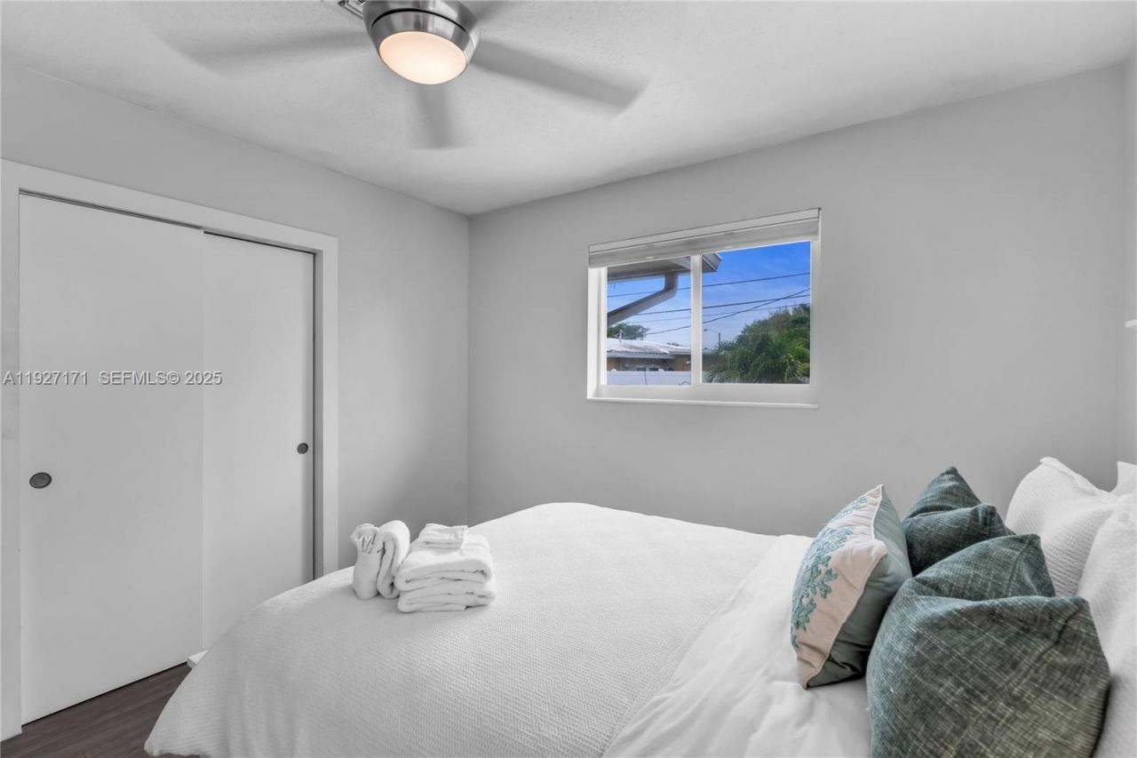 251 SE 8th St, Unit ., Pompano Beach, FL 33060 Photo