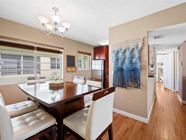 8345 Byron Ave, Unit 6, Miami Beach, FL 33141