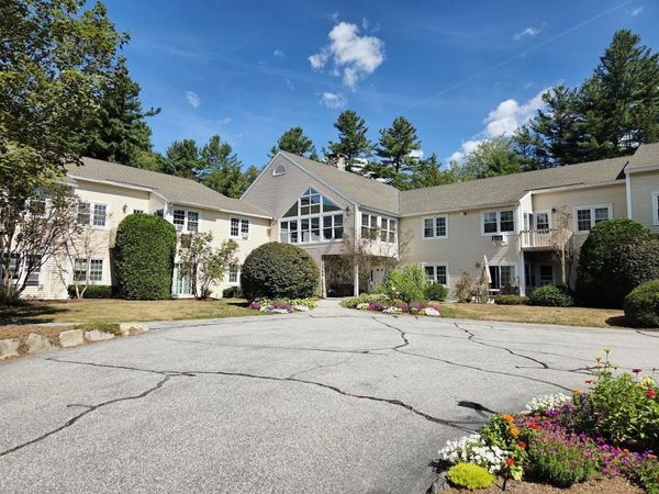 332 Parkside Road, Unit 17, New London, NH 03257