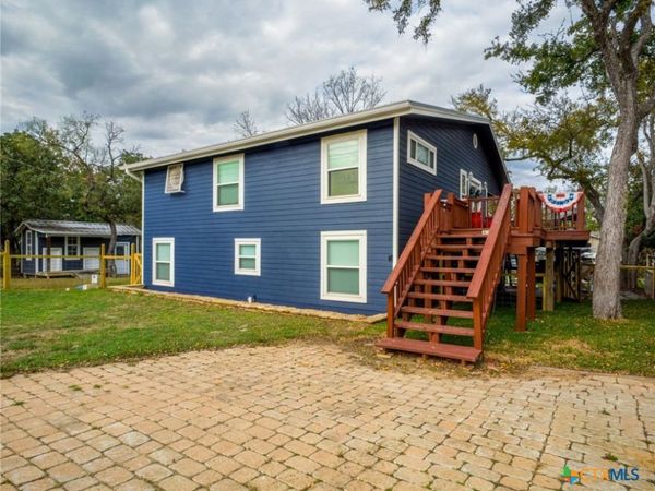 605 Cove Circle , Granite Shoals, TX 78654