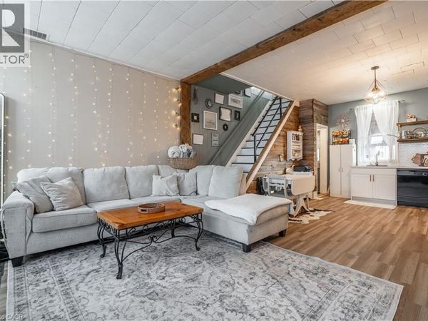 18 KING Street, Unit A&B, Cayuga, ON N0A1E0