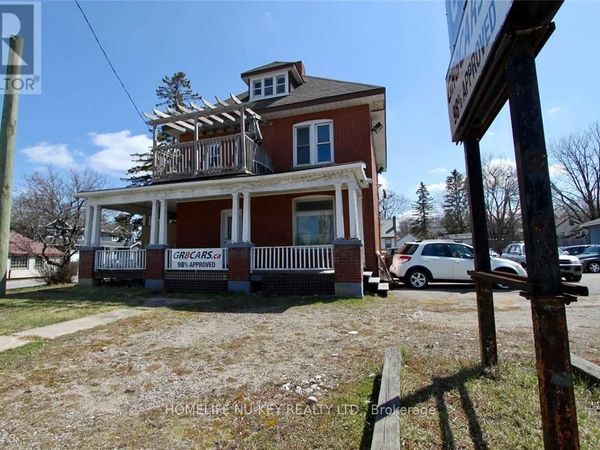 150 Essa Road, Barrie (Allandale), ON L4N3L1