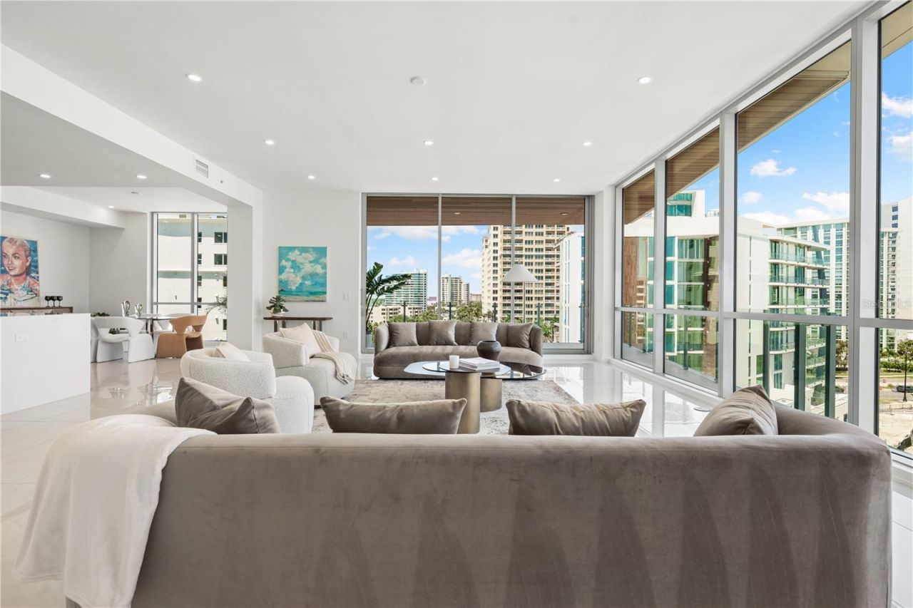111 Golden Gate, Unit 602, Sarasota, FL 34236 Photo