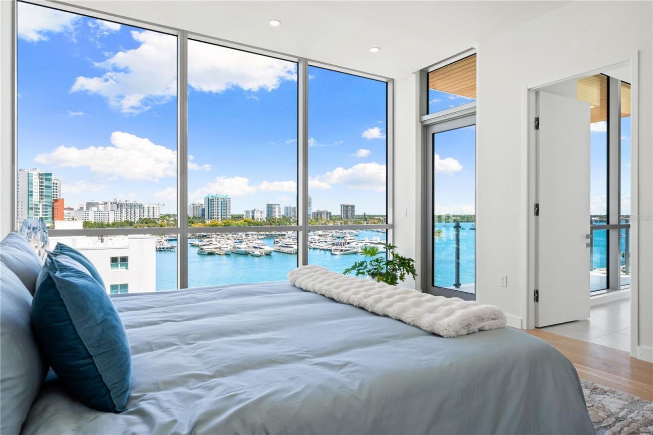 111 Golden Gate, Unit 602, Sarasota, FL 34236 Photo