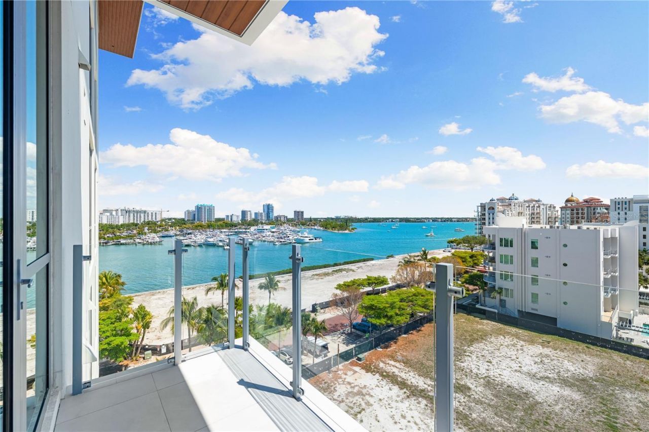 111 Golden Gate, Unit 602, Sarasota, FL 34236 Photo