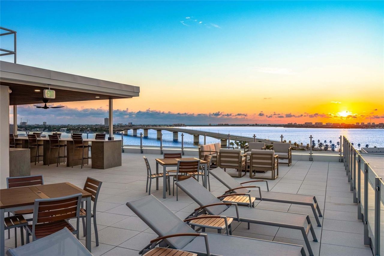 111 Golden Gate, Unit 602, Sarasota, FL 34236 Photo