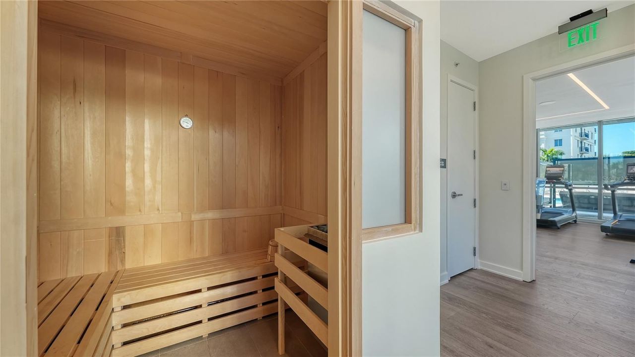 111 Golden Gate, Unit 602, Sarasota, FL 34236 Photo