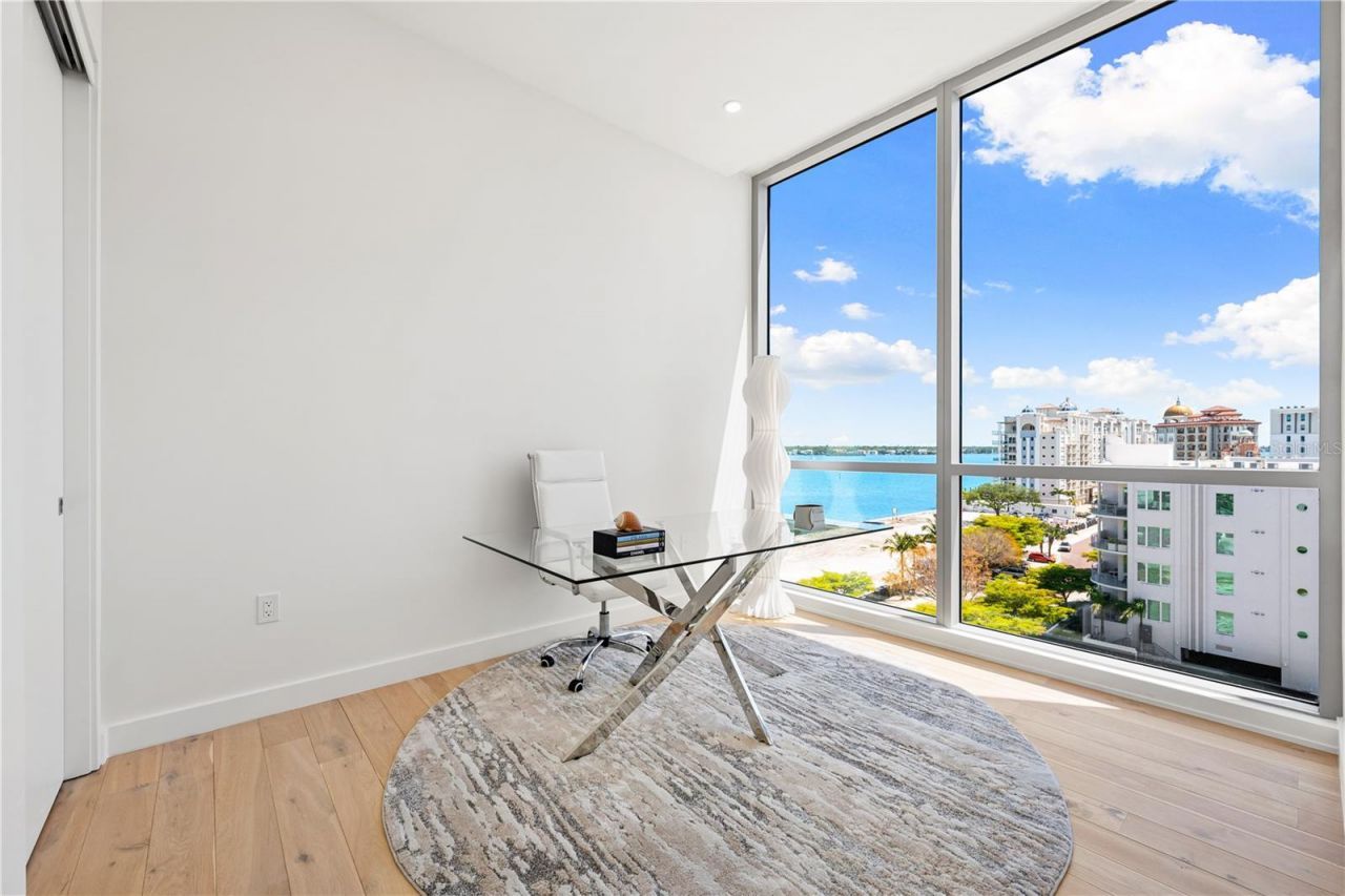 111 Golden Gate, Unit 602, Sarasota, FL 34236 Photo