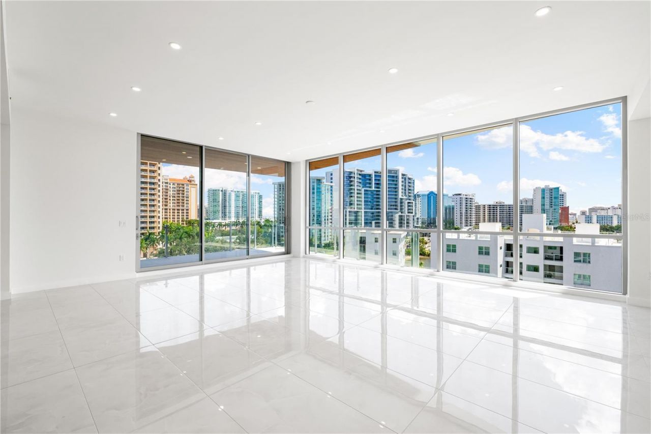 111 Golden Gate, Unit 602, Sarasota, FL 34236 Photo