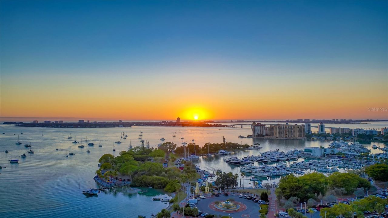 111 Golden Gate, Unit 602, Sarasota, FL 34236 Photo
