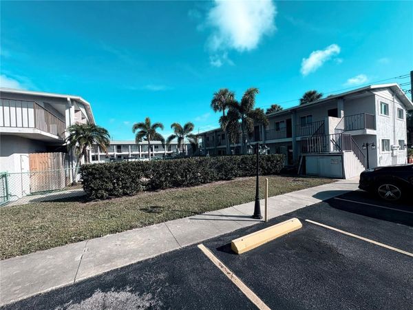 3101 BEE RIDGE ROAD, Unit 208, SARASOTA, FL 34239