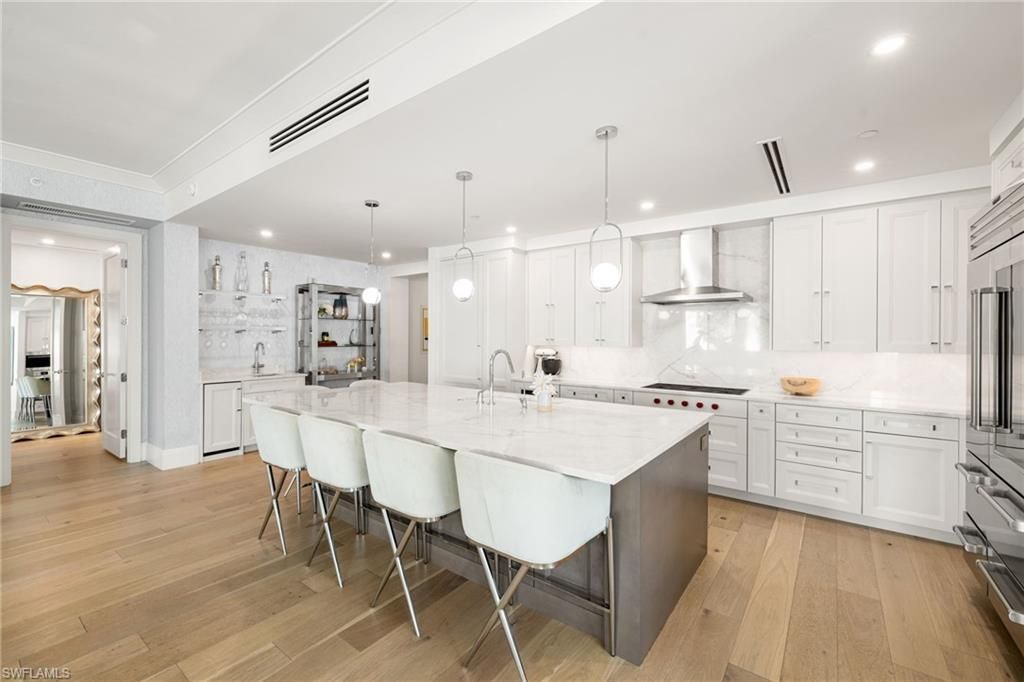 1130 3rd Ave S, Unit 210, Naples, FL 34102 Photo