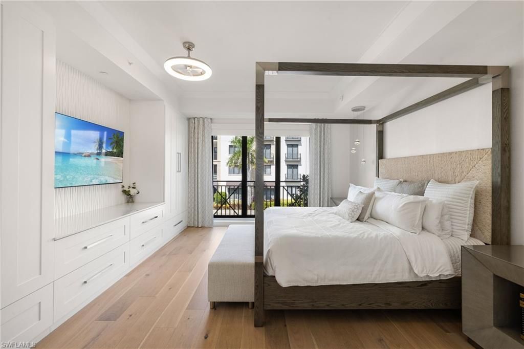 1130 3rd Ave S, Unit 210, Naples, FL 34102 Photo