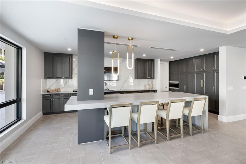 1130 3rd Ave S, Unit 210, Naples, FL 34102 Photo