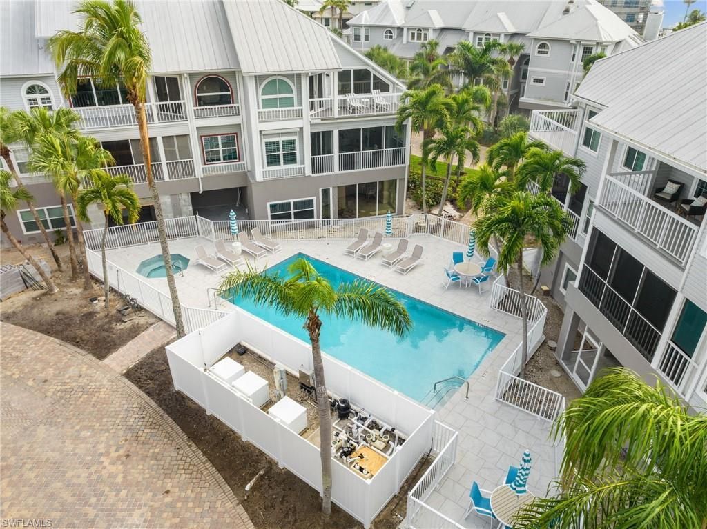 121 Barefoot Cir, Unit 16, Bonita Springs, FL 34134 Photo