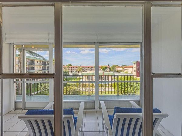 808 SE 7 Street, Unit 305, Deerfield Beach, FL 33441