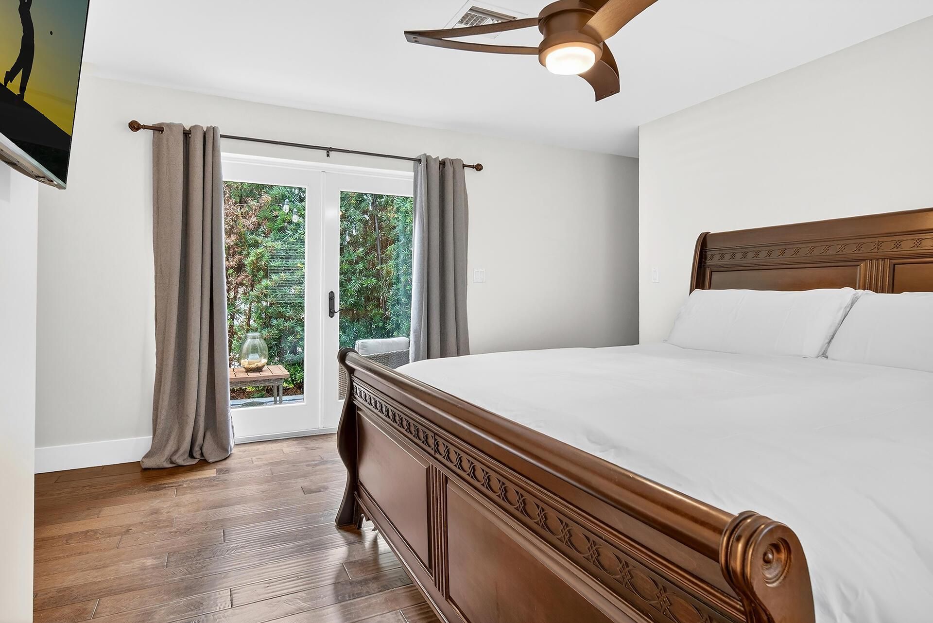 354 Marlborough Place, West Palm Beach, FL 33405 Photo