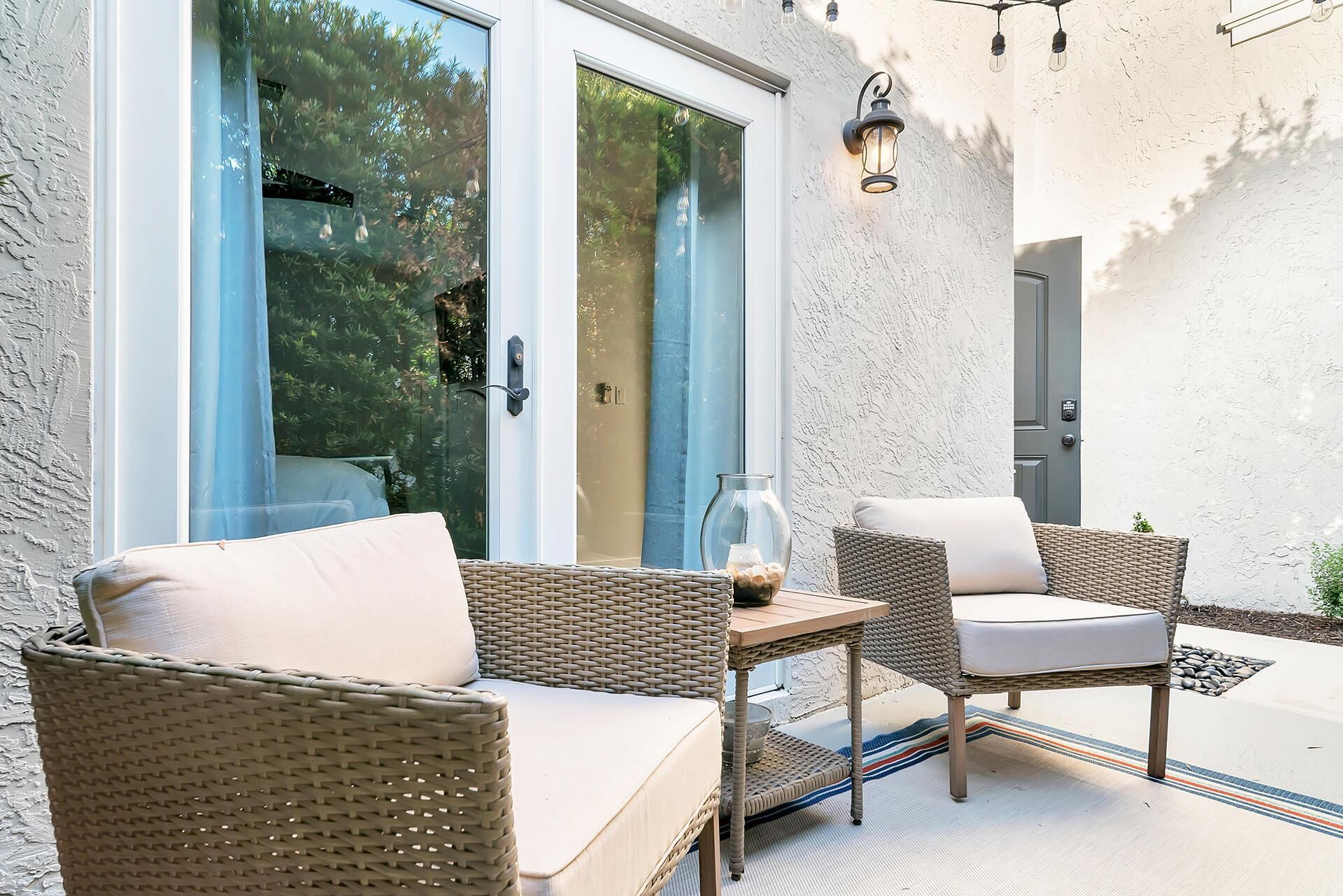 354 Marlborough Place, West Palm Beach, FL 33405 Photo