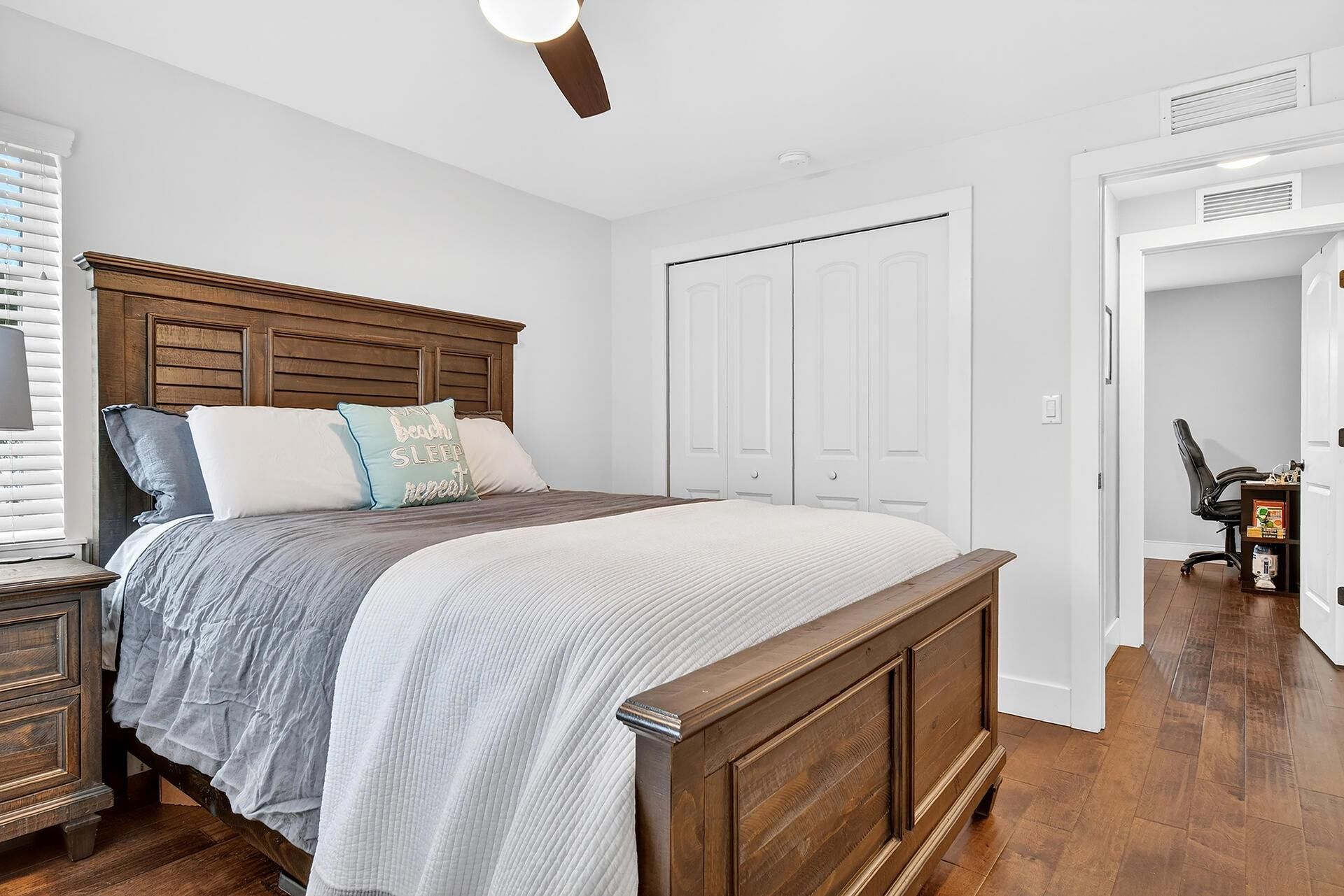 354 Marlborough Place, West Palm Beach, FL 33405 Photo