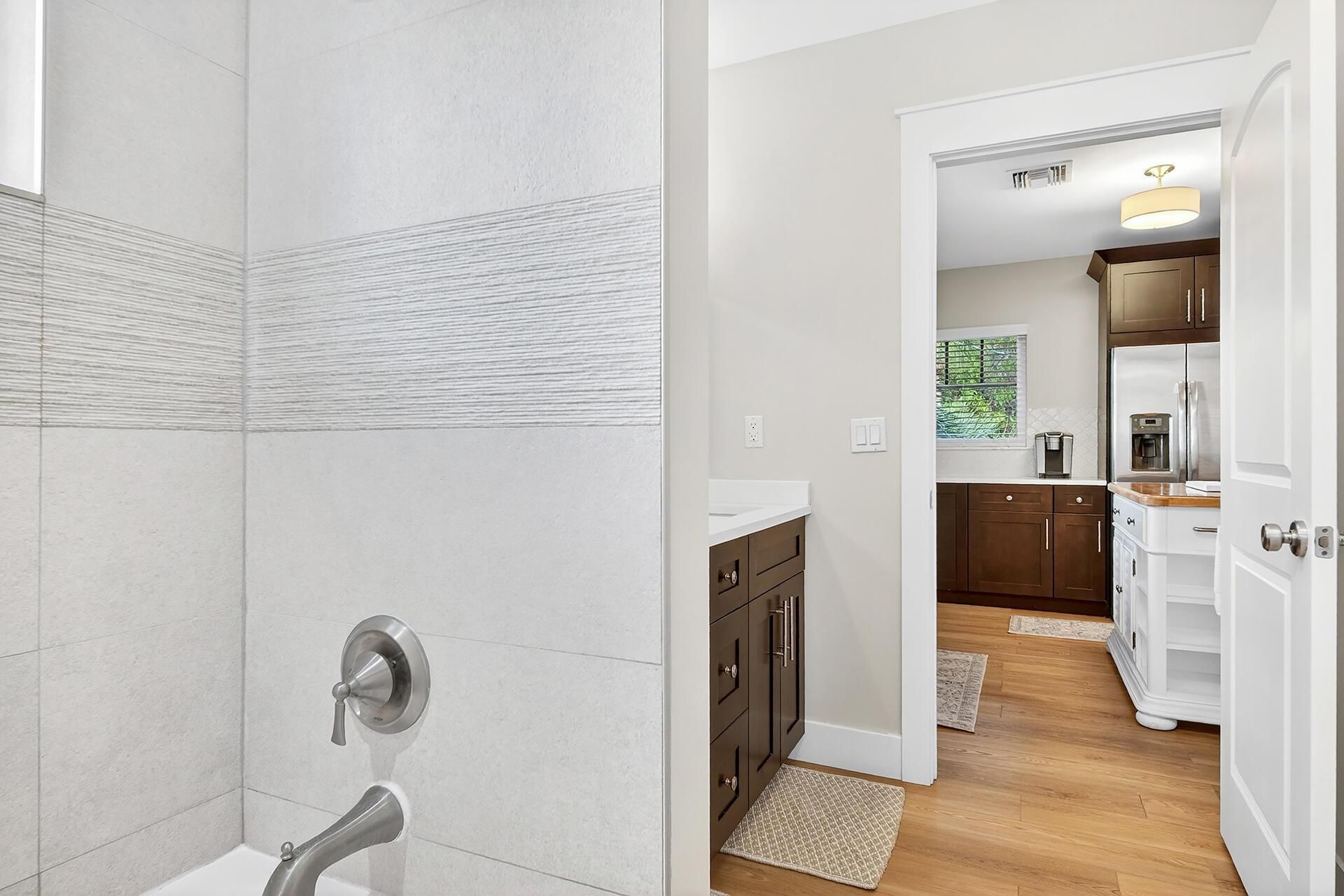 354 Marlborough Place, West Palm Beach, FL 33405 Photo