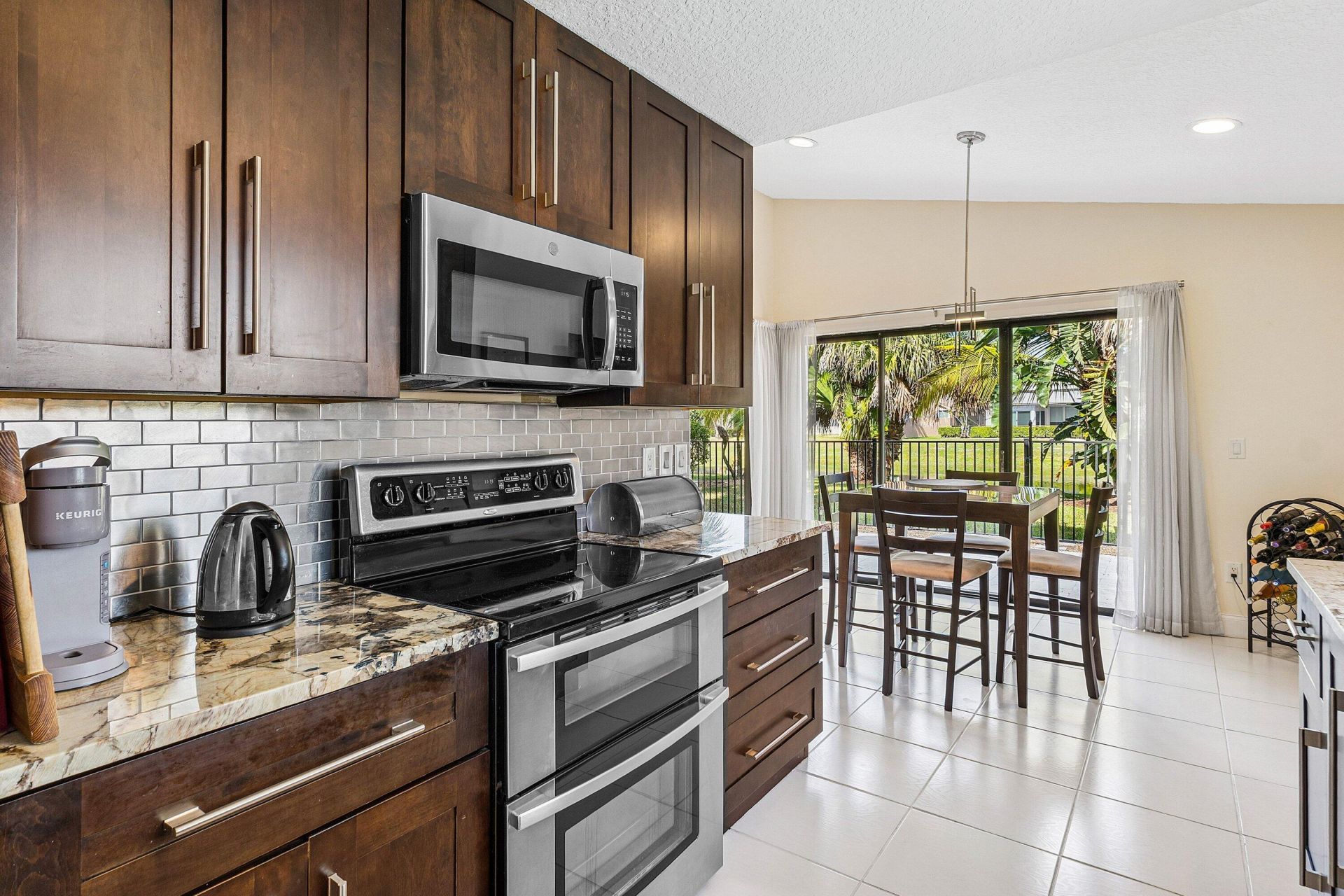 21033 Cottonwood Drive, Boca Raton, FL 33428 Photo