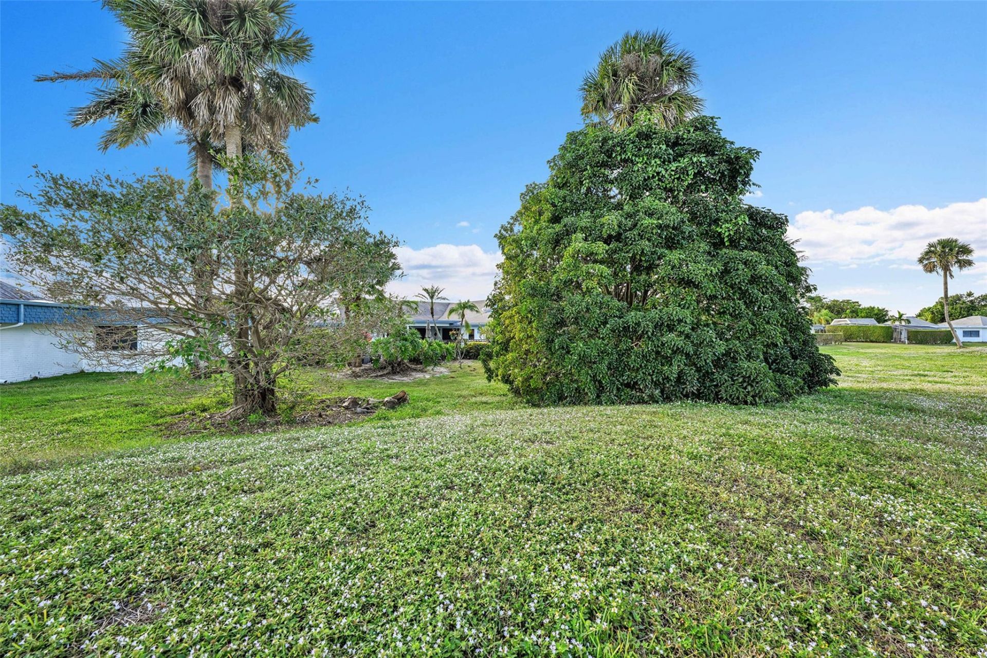 5102 Yellow Pine Ln, Tamarac, FL 33319 Photo