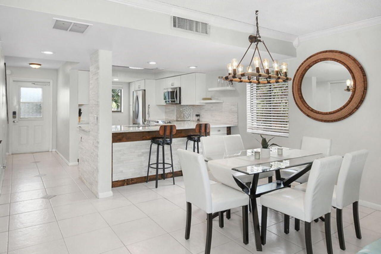 5558 NE Gulfstream Way, Unit 5558, Hutchinson Island, FL 34996 Photo