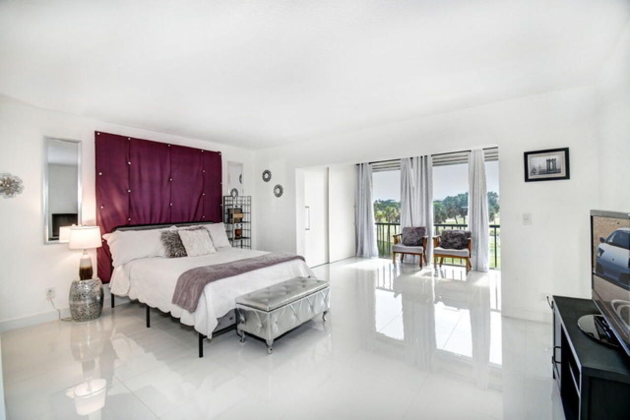 5558 NE Gulfstream Way, Unit 5558, Hutchinson Island, FL 34996 Photo