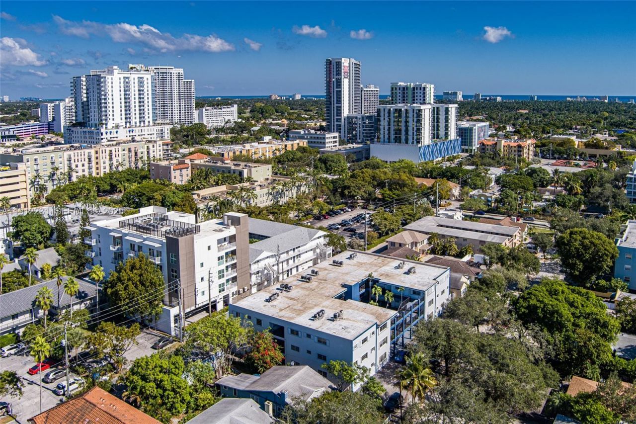 1943 Monroe St, Unit 310D, Hollywood, FL 33020 Photo