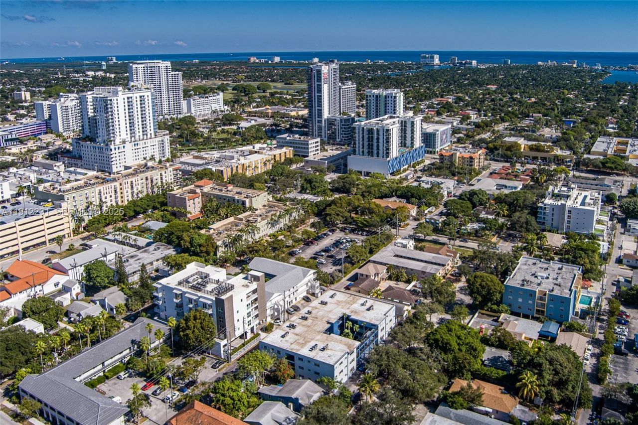 1943 Monroe St, Unit 310D, Hollywood, FL 33020 Photo