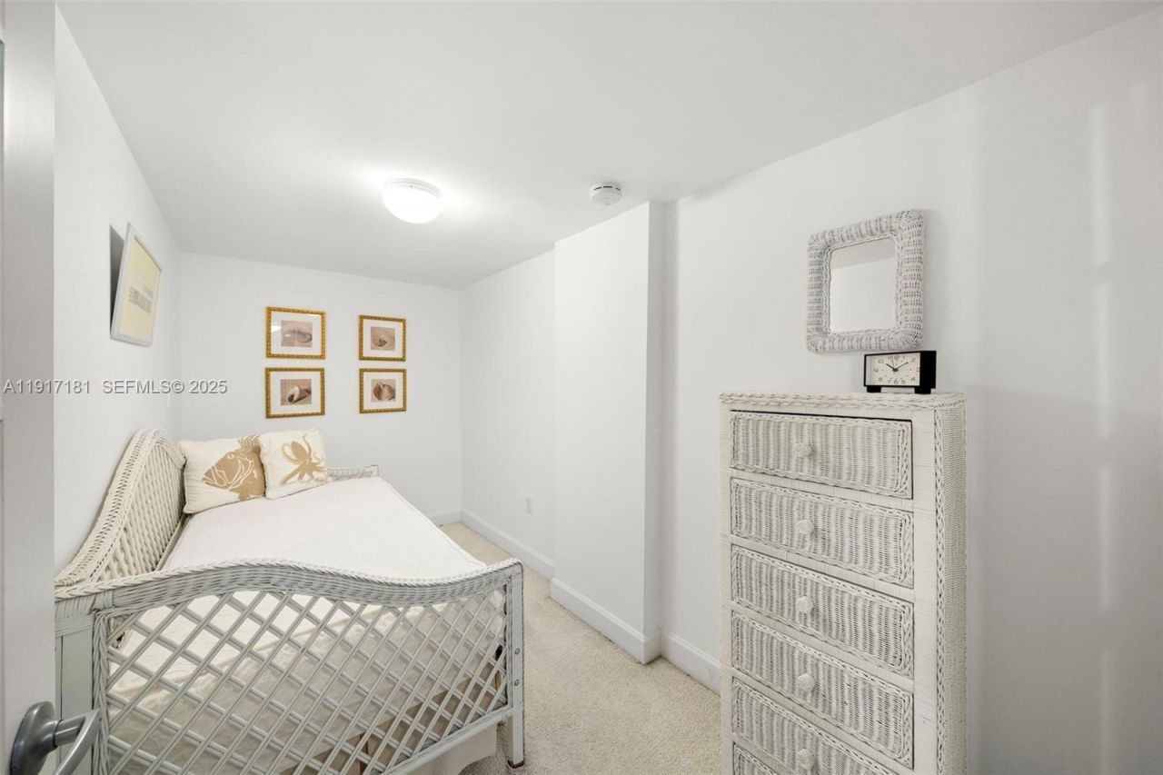 2555 Collins Ave, Unit 805, Miami Beach, FL 33140 Photo