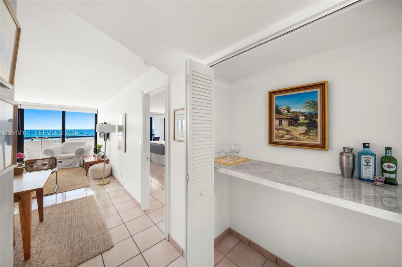 2555 Collins Ave, Unit 805, Miami Beach, FL 33140 Photo
