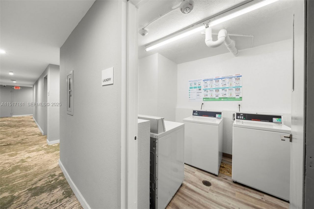 2555 Collins Ave, Unit 805, Miami Beach, FL 33140 Photo