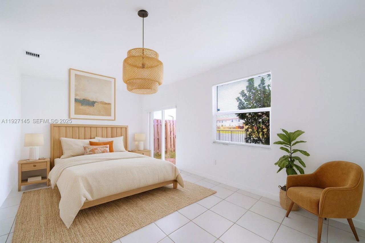 12661 NW 23rd Pl, Miami, FL 33167 Photo