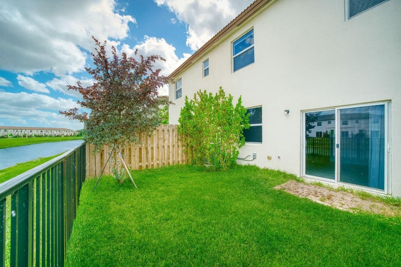 12661 NW 23rd Pl, Miami, FL 33167 Photo