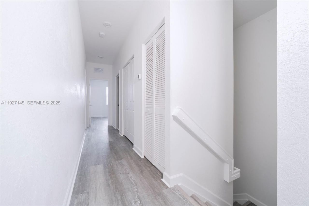 12661 NW 23rd Pl, Miami, FL 33167 Photo