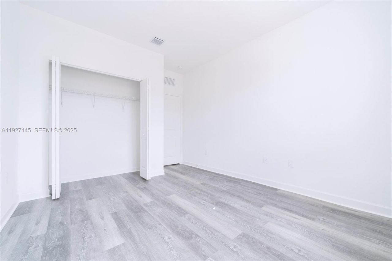 12661 NW 23rd Pl, Miami, FL 33167 Photo