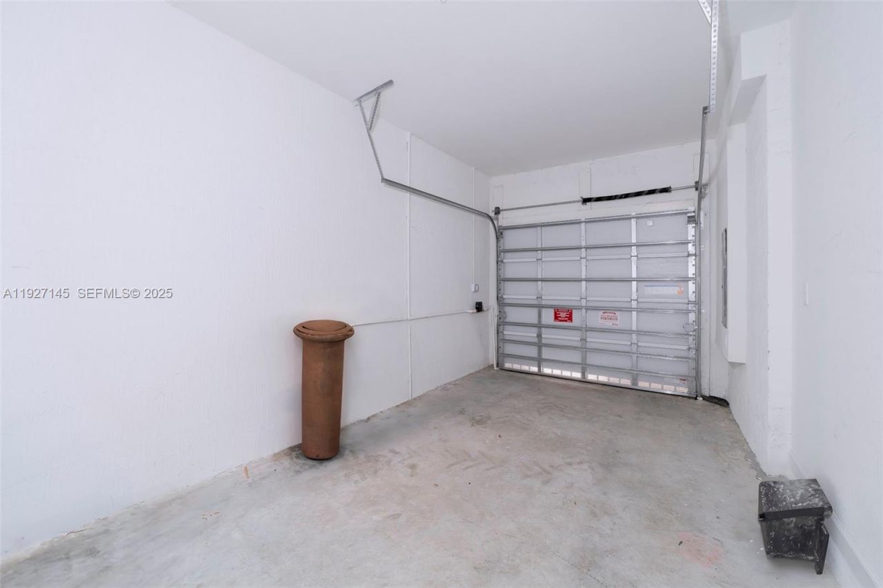 12661 NW 23rd Pl, Miami, FL 33167 Photo