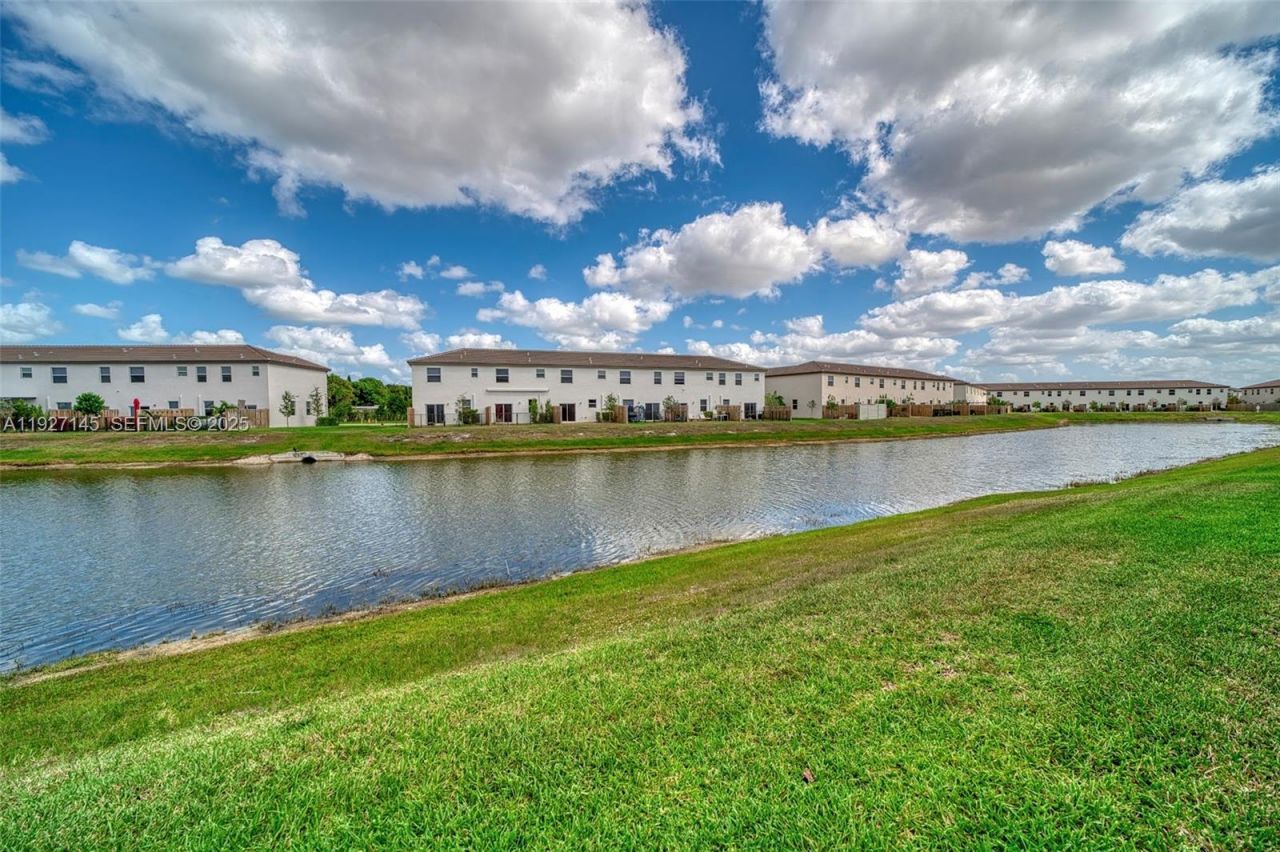 12661 NW 23rd Pl, Miami, FL 33167 Photo