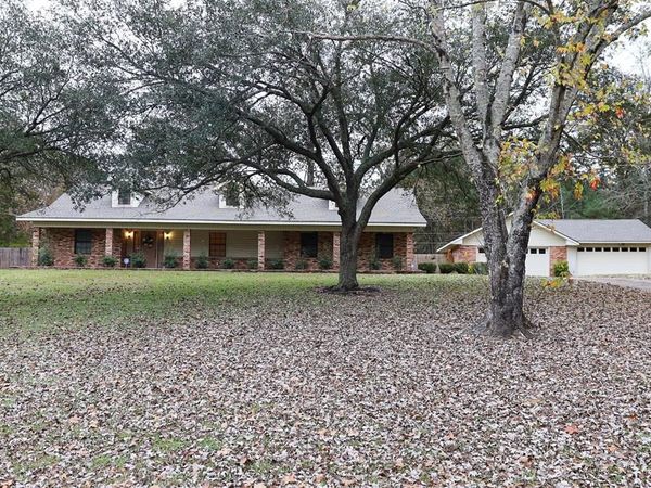 3815 Eames Circle, Shreveport, LA 71119