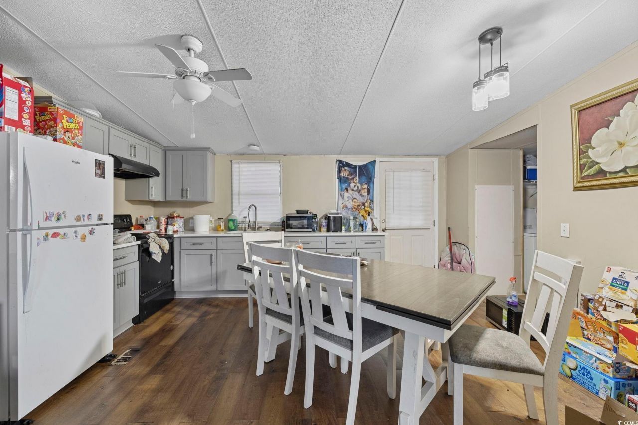 2519 N Wild Rose Dr. Photo 6