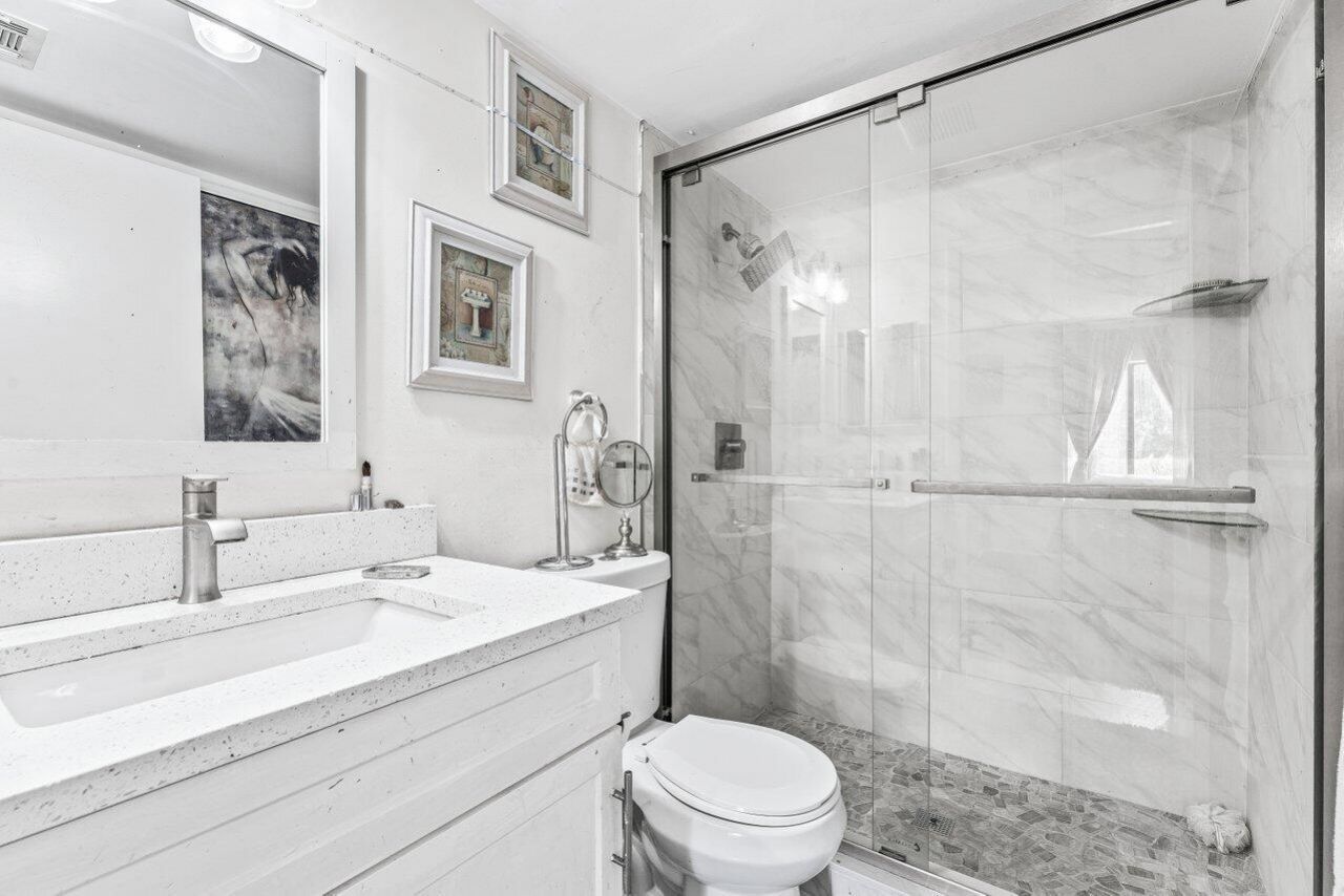 1006 Green Pine Boulevard, Unit F1, West Palm Beach, FL 33409 Photo