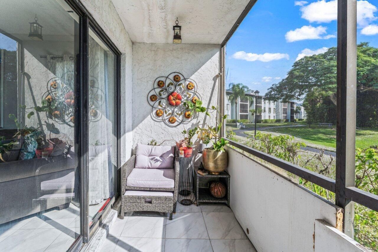 1006 Green Pine Boulevard, Unit F1, West Palm Beach, FL 33409 Photo