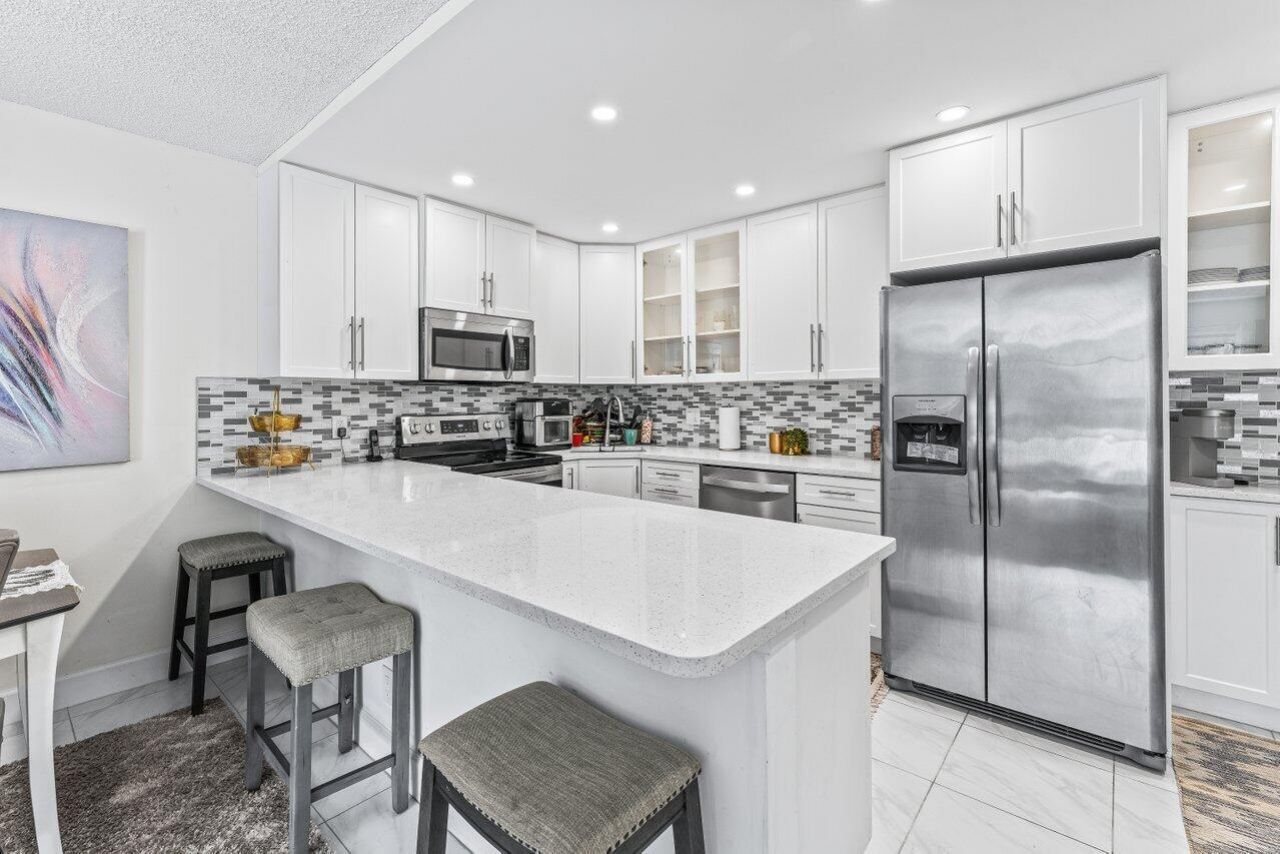 1006 Green Pine Boulevard, Unit F1, West Palm Beach, FL 33409 Photo