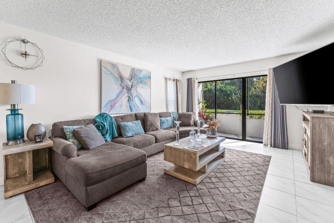 1006 Green Pine Boulevard, Unit F1, West Palm Beach, FL 33409 Photo