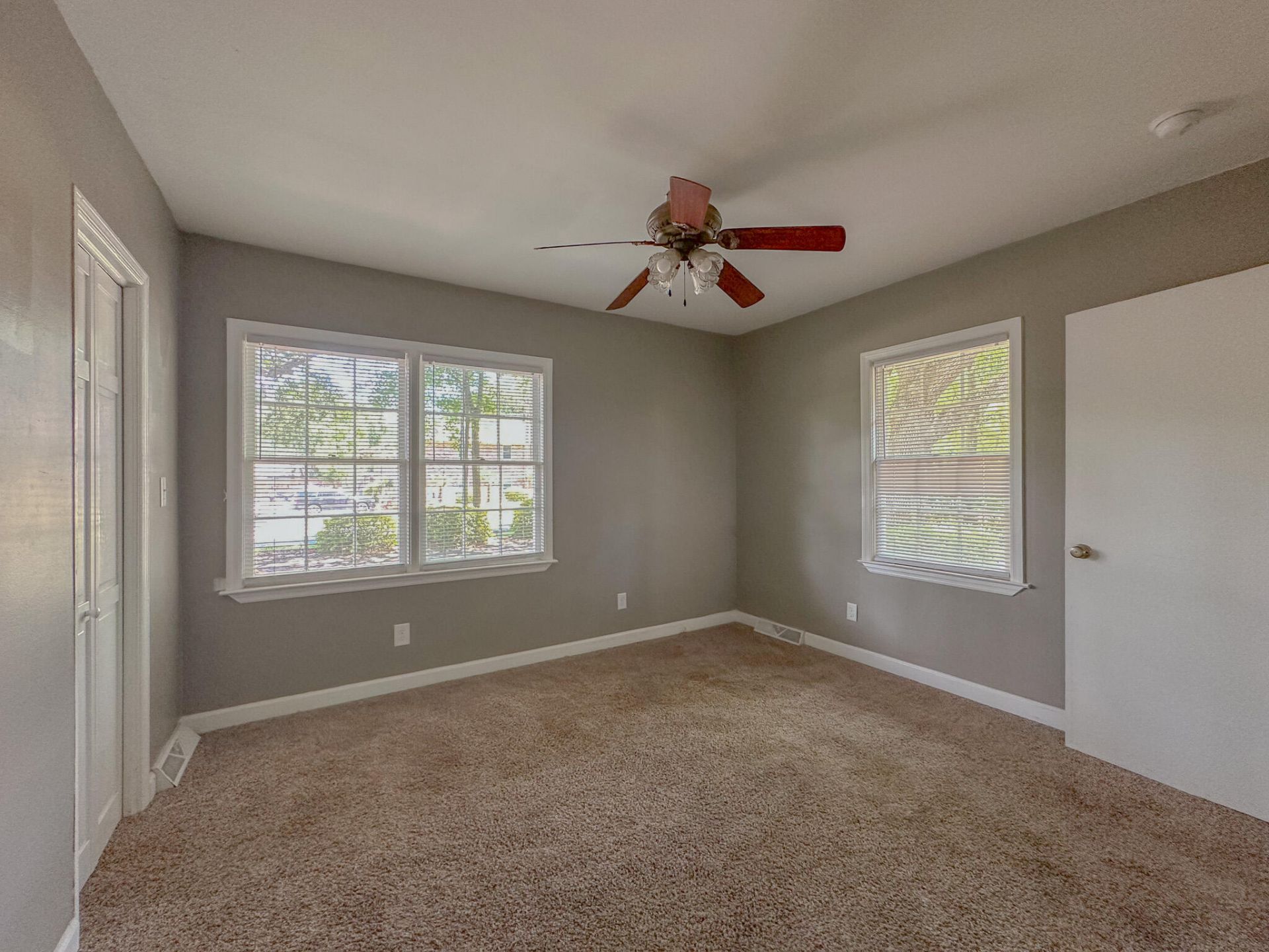 1709 Mulmar Street Photo 11