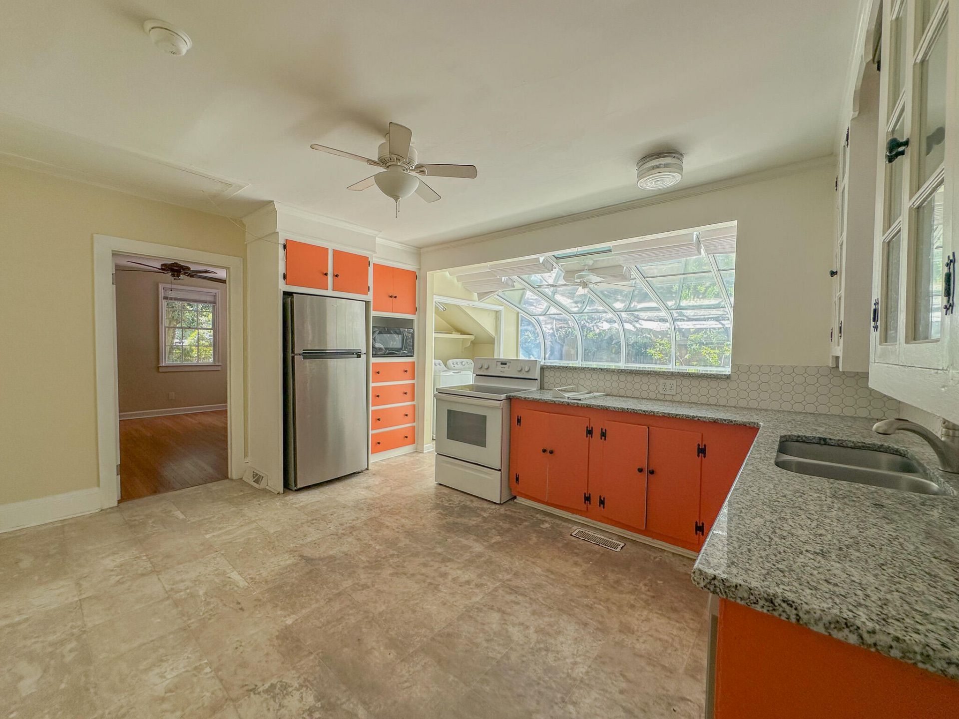 1709 Mulmar Street Photo 4