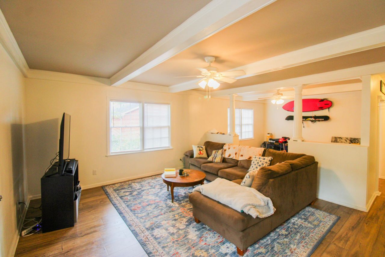 1709 Mulmar Street Photo 7