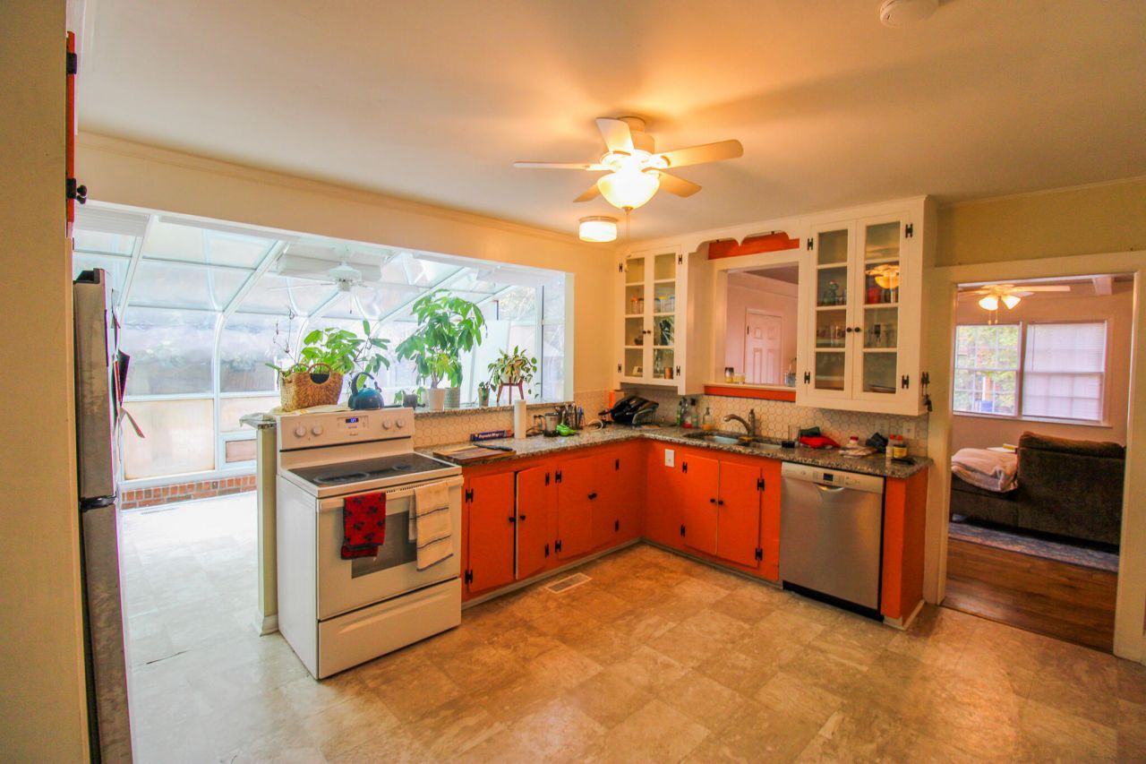 1709 Mulmar Street Photo 8