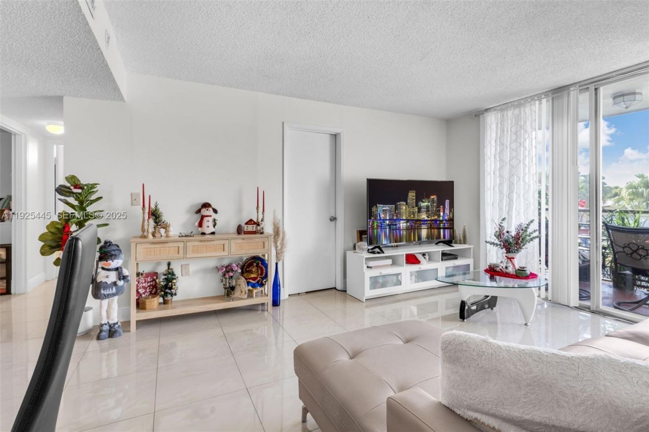14180 SW 84th St, Unit 205-G, Miami, FL 33183 Photo